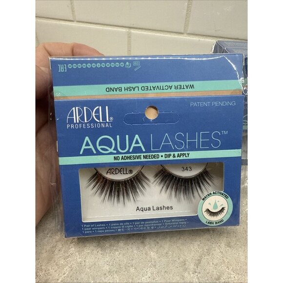 Ardell Professional Aqua Lashes Water Activated New Sealed. Lot of 12 boxes. - Picture 2 of 9